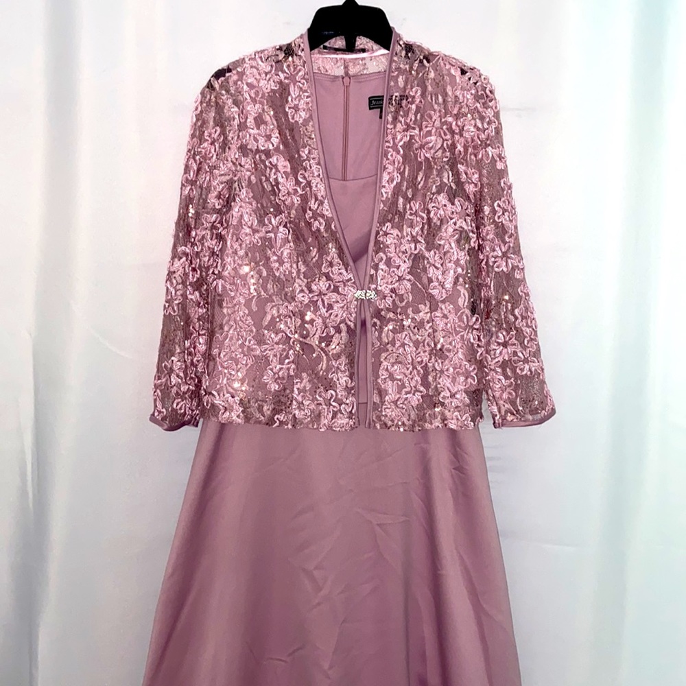 jessica howard Two Piece Dress Gown dress